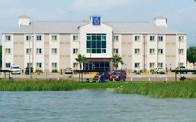 Motel 6-Eagle Pass, Tx - Lakeside